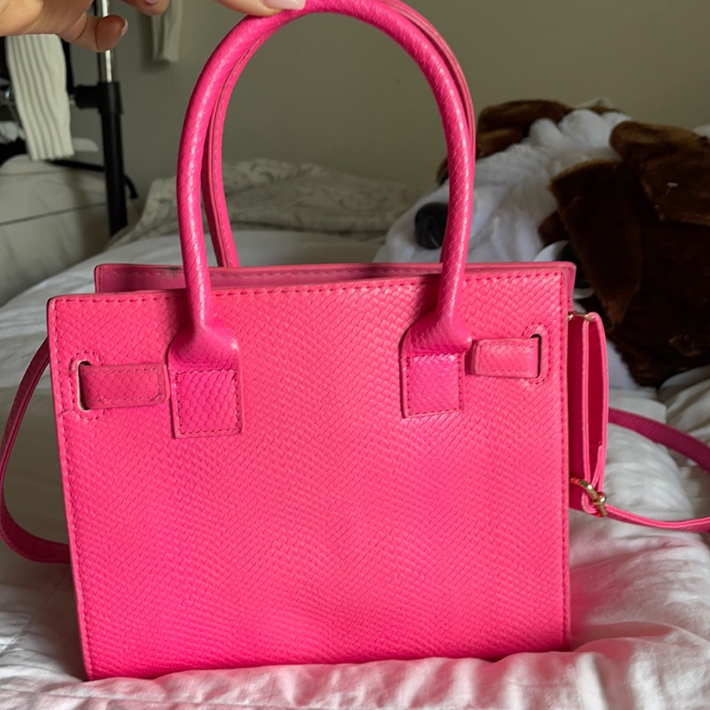 Mini hot pink purse